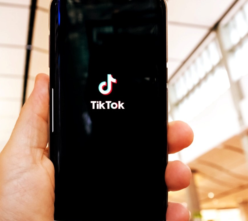 Postar no TikTok nos dias e horarios de maior pico pode fazer com que seu conteudo chegue a mais pessoas