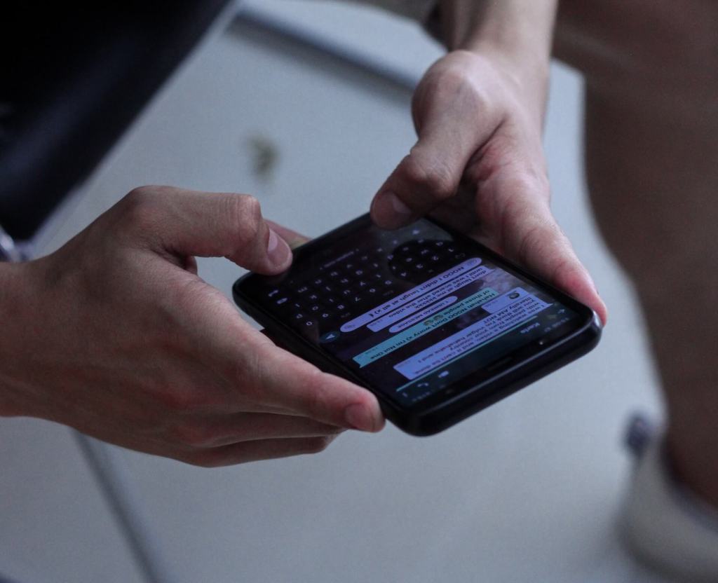 Agora ficou muito mais simples enviar fotos em alta qualidade pelo WhatsApp (Foto: Unsplash)