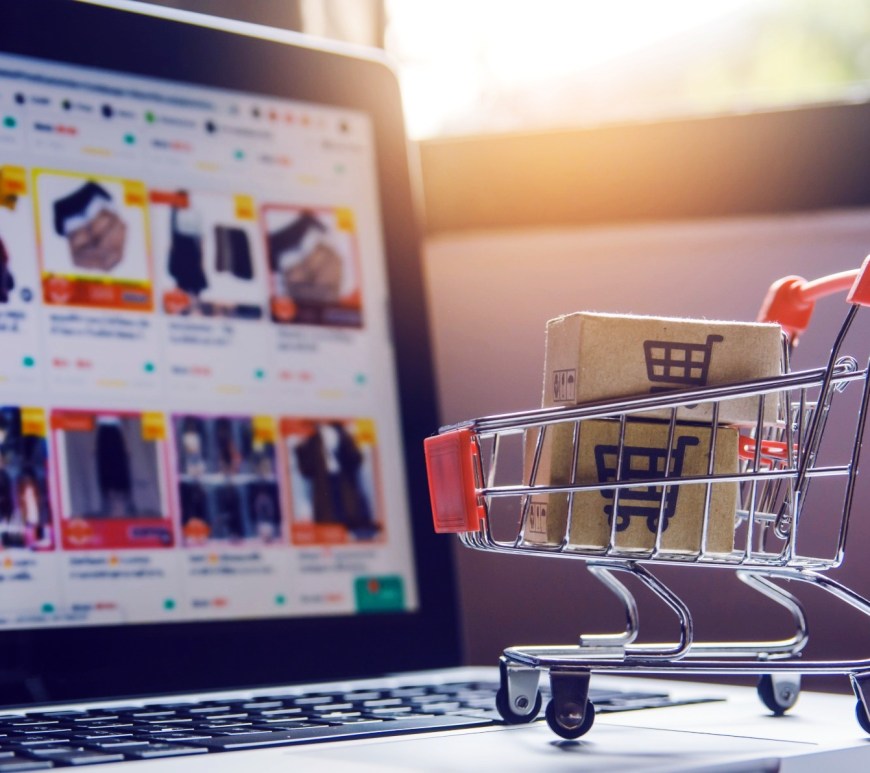 E-commerce e marketplace são duas maneiras de vender na internet